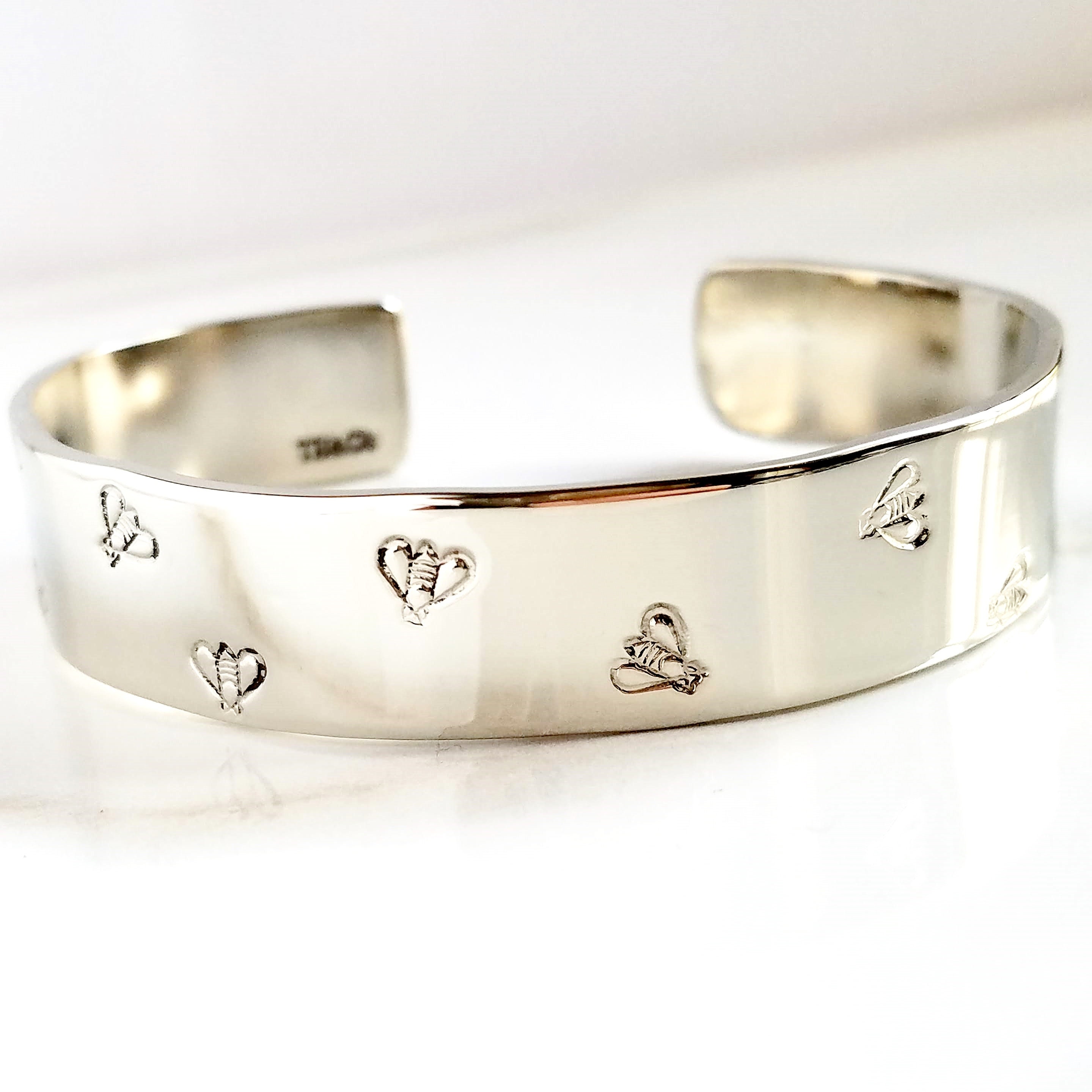 Queen Bee Cuff Bracelet . Honey Bee Jewelry . Hand Stamped Bee Bracel…