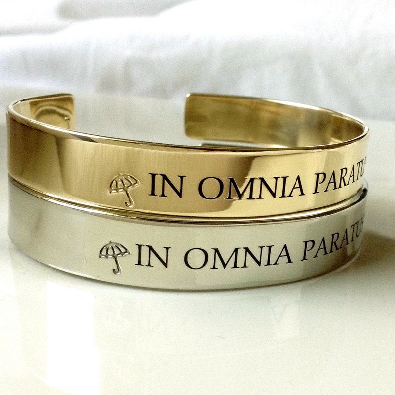 Gilmore Girls Inspired Bracelet . IN OMNIA PARATUS Ready For Anything . Hand Stamped Metal Bracelet . Stars Hollow image 3