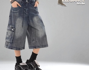 パンツ True religion damaged denim shorts 00s True Religion Super T Flap Moondaisy Spicy Shorts | Zumiez