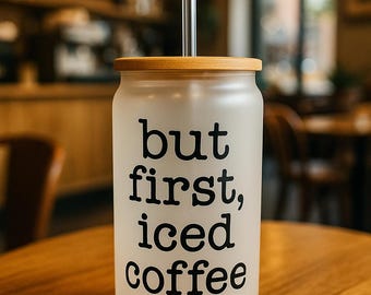 Vaso de vidrio esmerilado para café helado: tapa de bambú y pajita de vidrio