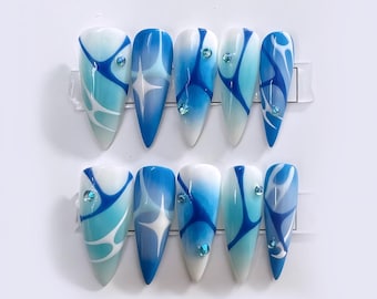 Unghie finte a spirale astratte blu con strass Stiletto lungo / Unghie finte blu