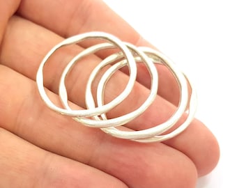 Silver Circle Connector Antique Silver Plated Circle (30mm) G8157