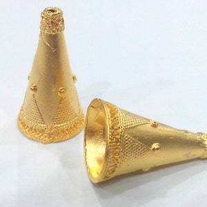 2 Gold Cone Gold Plated Brass Cones , Findings (29x17 mm) G12801