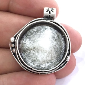 Antique Silver Plated Brass  Mountings , Blanks 35x32 mm (24 mm blank) G11486