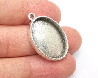 Oval Pendant Blanks, Resin Bezel Bases, Mosaic Mountings, Dry flower Frame, Polymer Clay base, Antique Silver Plated (25x18mm) G33437