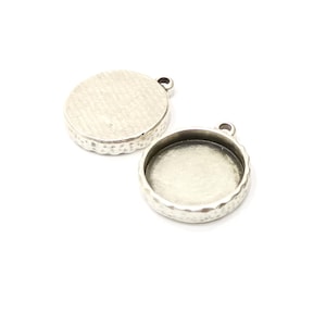 2 Silver Hammered Base Blank inlay Blank Pendant Base Resin Blank Mosaic Mountings Antique Silver Plated Metal (22mm blank )  G17993