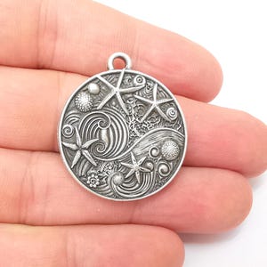 Nautical Charms, Starfish and Wave Detailed Boho Necklace Charm, Ocean-Themed Antique Silver Round Pendant, 34x30mm Earring Charms G36335