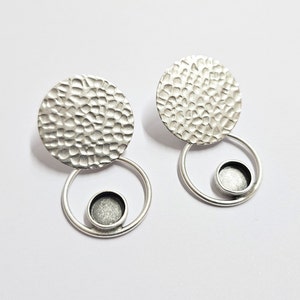 Silver Earring Base, Earring Blank, Ear Settings Bezel, Resin Blank, Cabochon Mountings, Antique Silver Plated Brass (8mm blanks) G35406