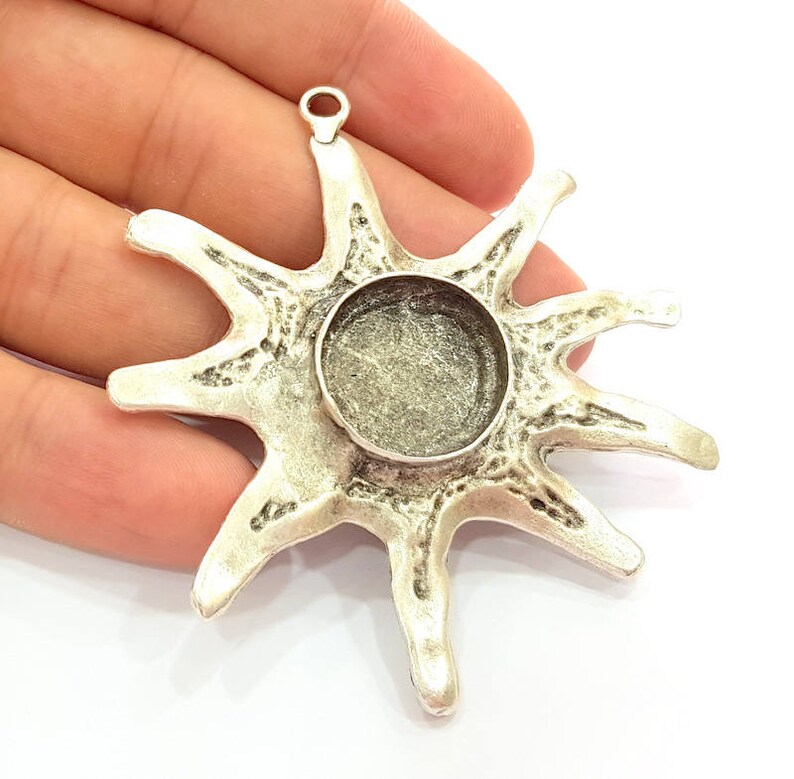 Silver Sun Pendant Blank Bezel Base Setting Necklace Blank Resin Blank Mountings Antique Silver Plated Brass G8280