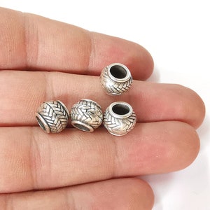 5 Antique silver rondelle beads (11mm) Antique silver plated beads G23691
