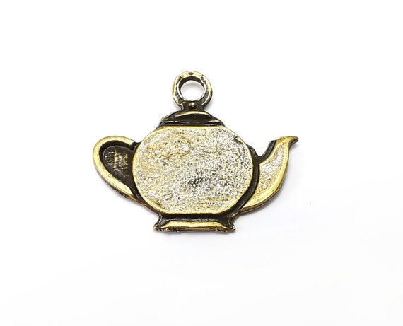 モンゴル　ピンバッジ　アンティーク　39個 Antique Bronze Round Charms, Antique Bronze Plated (39x33mm