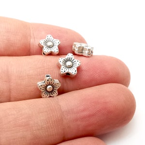 Flower Beads Antique Silver Plated Metal Beads (9mm)  G34178