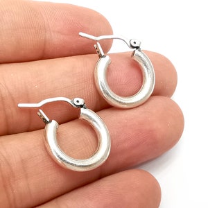 Silver Hoop Earrings, Antique Silver Plated Hoop Earring, Findings (18mm) G33944