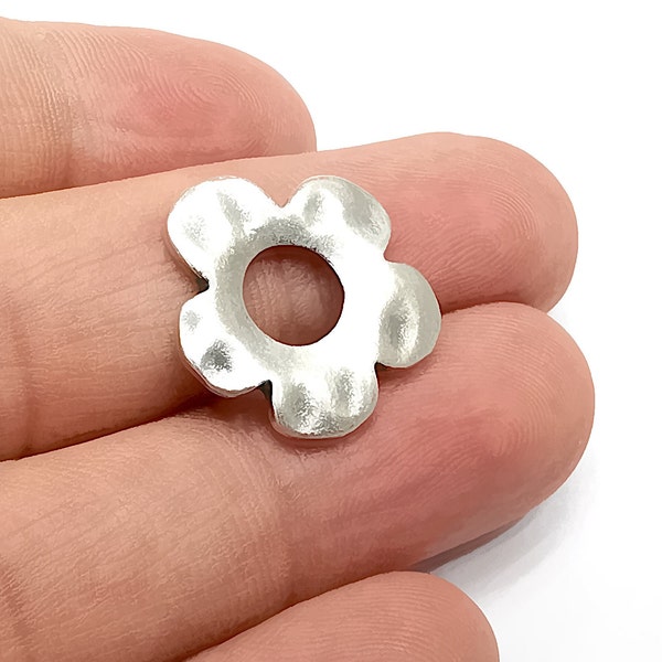 Flower Charms Findings, Antique Silver Plated Charms (22mm) G33737