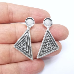 Triangle Silver Earring Blank Base Antique Silver Plated Brass Earring Bezel (8mm cabochon bezel) (41x18mm) G34705