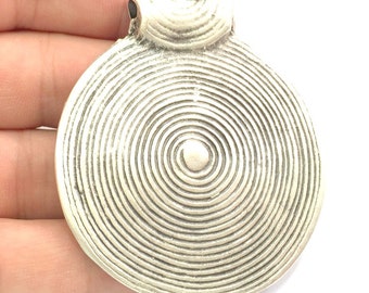 Antique Silver Pendants , Medallion (54mm) Antique Silver Plated Metal  G6016