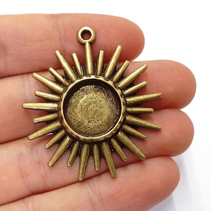 Sun Charms Blank Bezel Resin Bezel Mosaic Mountings Antique Bronze Plated Charms (46x41mm)( 16 mm Bezel Inner Size)  G20535