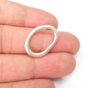 Organic Shape Amorphous Ring Connector Charms Antique Silver Plated Findings (24x17mm) G29003