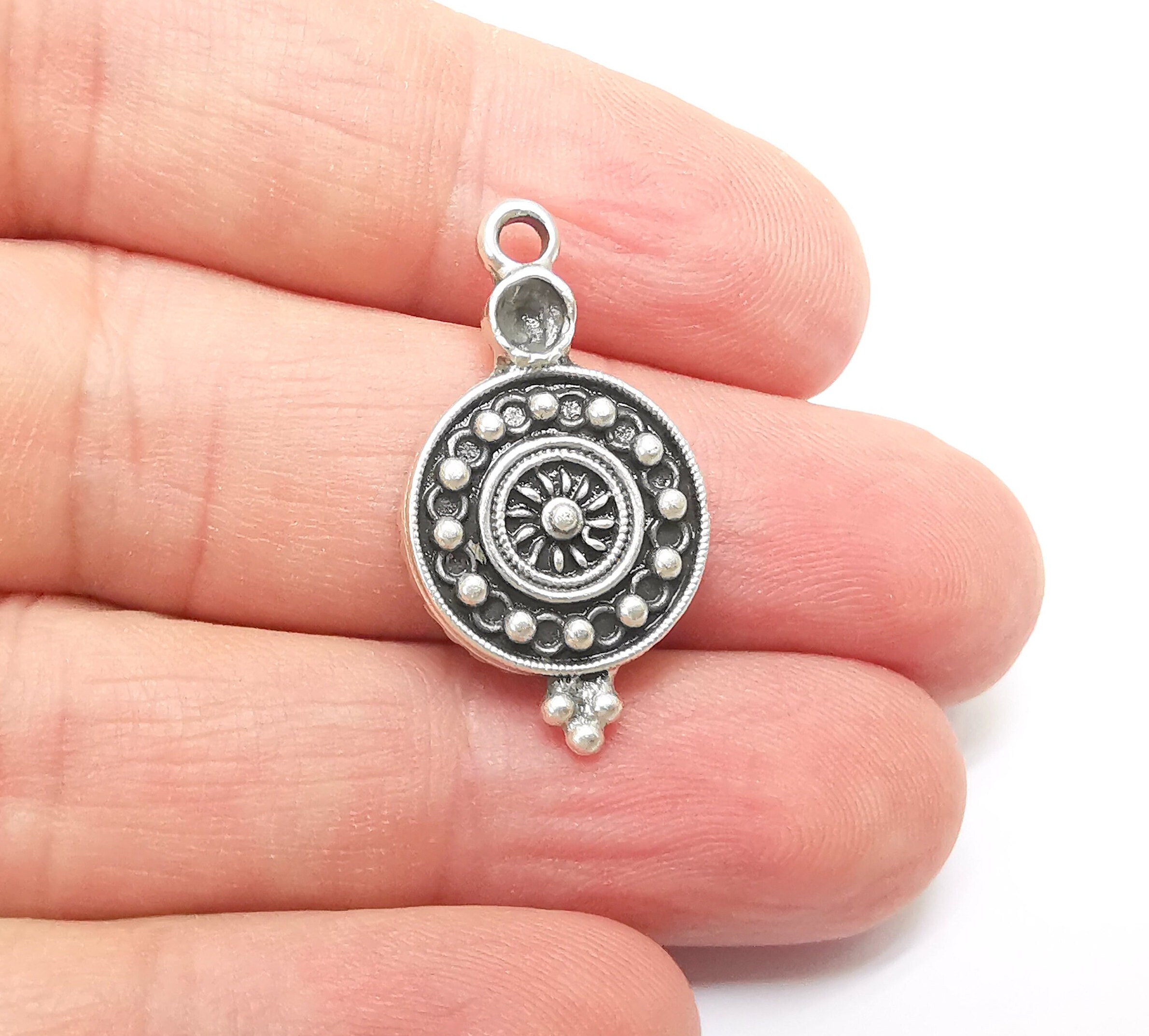 Silver Charms, Boho Charms, Earring Charms, Silver Pendant, Ethnic Rustic Charms, Necklace Parts, Antique Silver Plated 29x16mm G35631