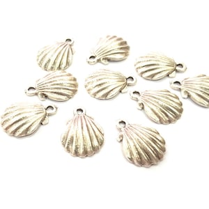 10 Oyster Charms Shell Charm Mussel Charms Sea Ocean Silver Charms Antique Silver Plated Metal (19x13mm) G13207