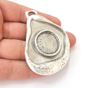 Organic silver pendant base bezel setting Blank  Antique silver plated pendant 70x47mm  (24mm blank) G25632