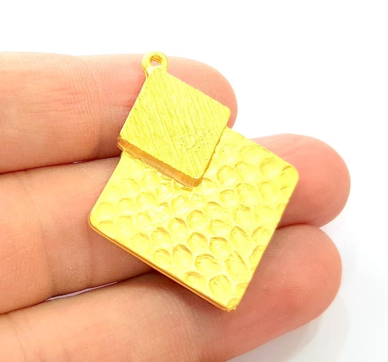 Gold Pendant Gold Plated Hammered Pendant 42x35mm G7958 image 4