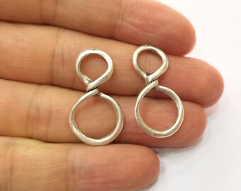 Silver Eight Shape Charms Antique Silver Plated Charms (30x17mm)  G22284