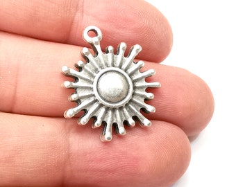 Sun Charms, Antique Silver Plated Dangle Charms (26x23mm) G34128