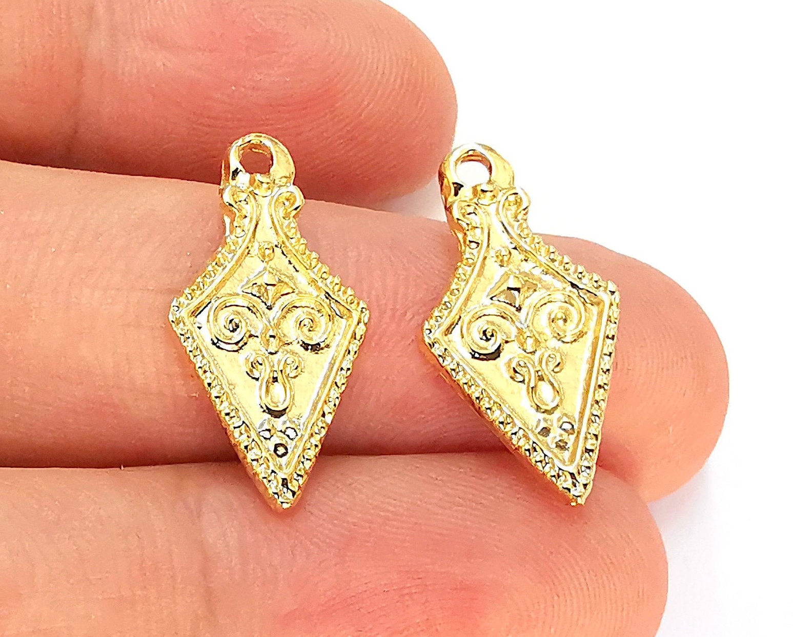 4 Gold Charms 24K Shiny Gold Plated Charms 23x12mm G22631 Etsy