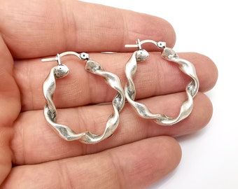 Silver Twisted Earring , Wrapped Hoop Earrings, Antique Silver Plated Earring, Findings (28mm) G35538