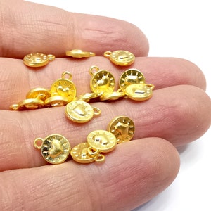 Dijes de disco pequeño de corazón (doble cara) chapados en oro (10 x 8 mm) G34861