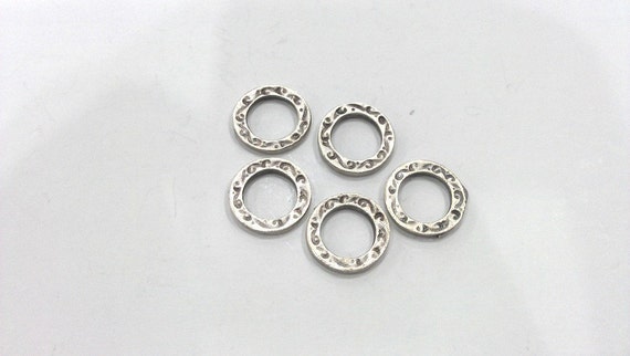 5 Silver Circle Charm Findings Antique Silver Plated Metal Connector  (14 mm) G10949