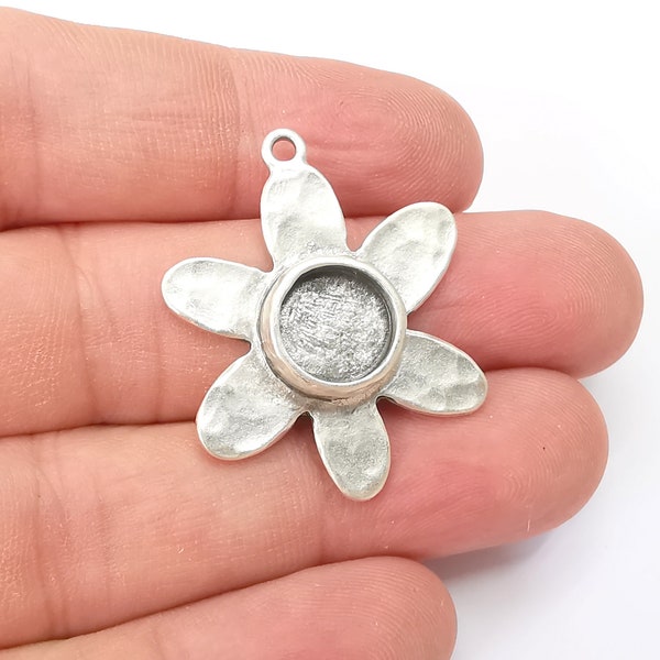 Flower Charms Pendant Bezels, Resin Blank, inlay Mountings, Mosaic Frame, Cabochon Bases Flower Settings Antique Silver Plated (10mm) G28828