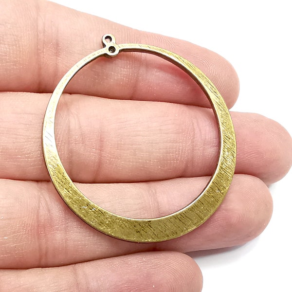 Circle Connector Charms, Brushed Pendant Antique Bronze Plated (46x43mm) G29047