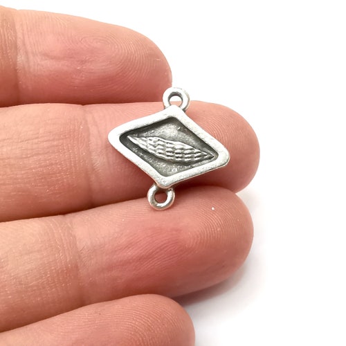 Small Charms, Connector  Antique Silver Plated Charms (20x19mm) G34180