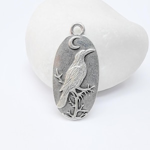 Raven Charm, Gothic Boho Pendant, Bird and Moon Earring Charm, Oval Celestial Mystical Necklace, Antique Silver Plated 35x17mm G37006