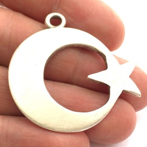 Moon and Star Pendant Antique Silver Pendants (44mm) Antique Silver Plated Metal  G5845