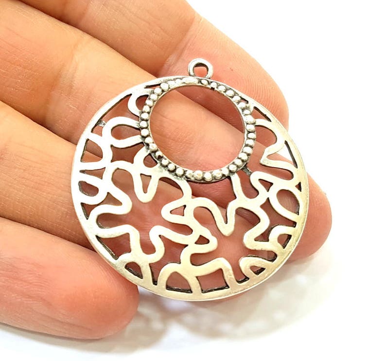G14441 Silver Flower Pendant Antique Silver Plated Pendants 41mm
