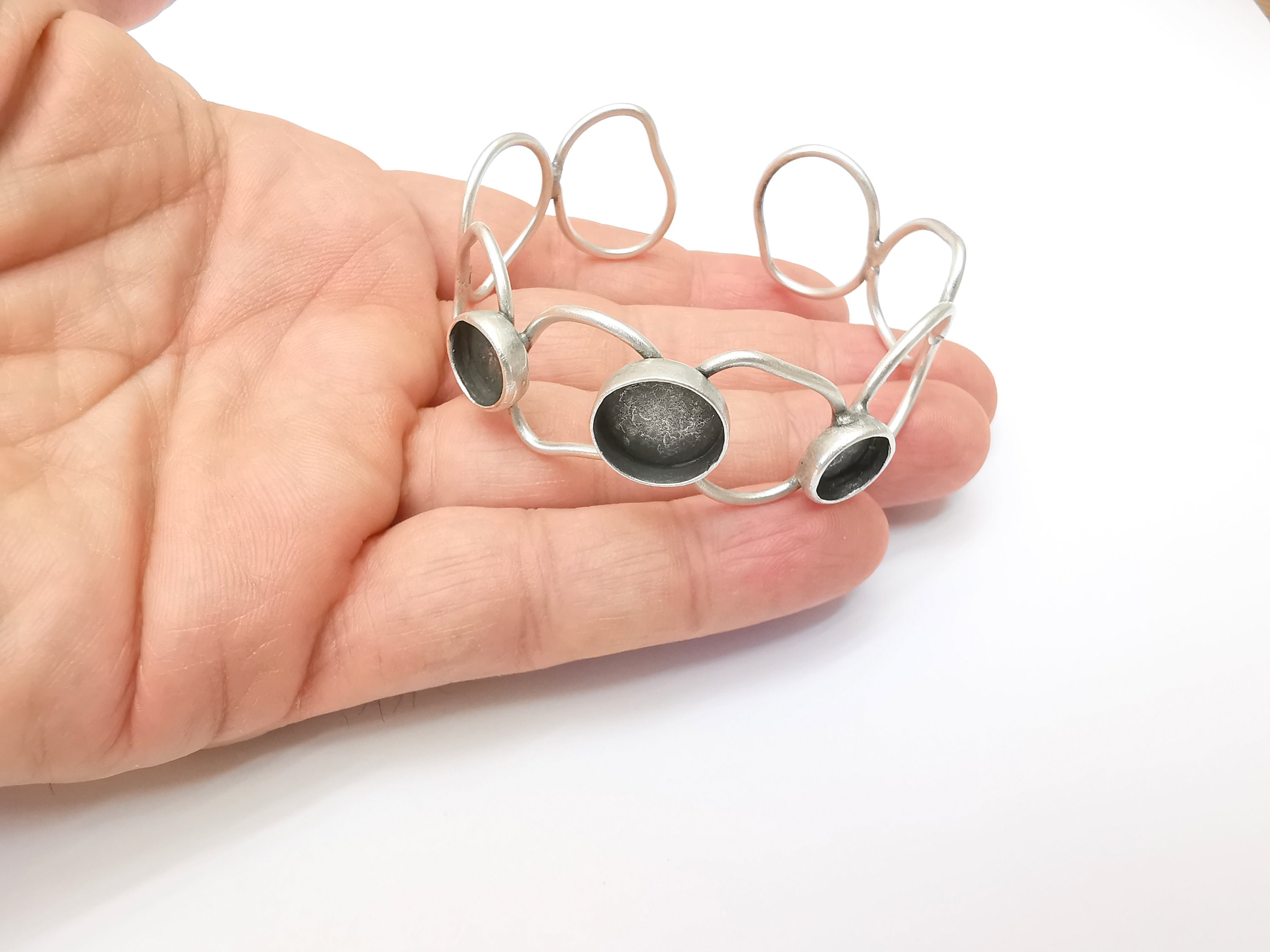 Wire Circle Bracelet, Large Cuff, Bangle Bezel, Resin Blank