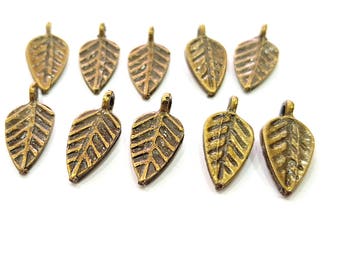 20 Leaf Charm Antique Bronze Charm (18x8mm) G8579