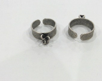 Antikes versilbertes Messing verstellbarer Ring mit einer Schleifeneinstellung G9191