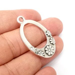 Flower Charms Antique Silver Plated Charms (38x22mm) G33841
