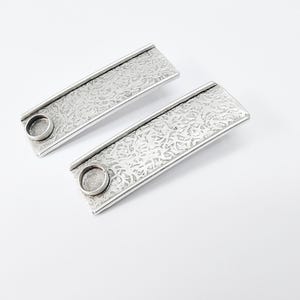 Plate Earring Base, Branch Earring Blank, Ear Setting Resin Bezel, Cabochon Mounting, Antique Silver Plated Brass (8mm blanks) G36625