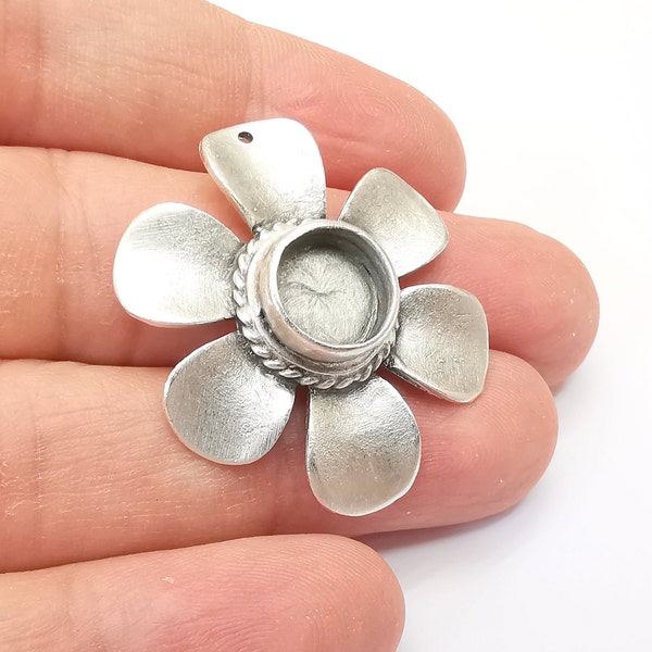 Flower Pendant Blanks, Resin Bezel, Cabochon Bases, Mosaic Mountings, Dry flower Frame, Polymer Clay, Antique Silver Brass (10mm) G33593