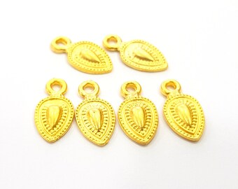 10 Gold Charm Gold Plated Charms  (16x8mm)  G8514