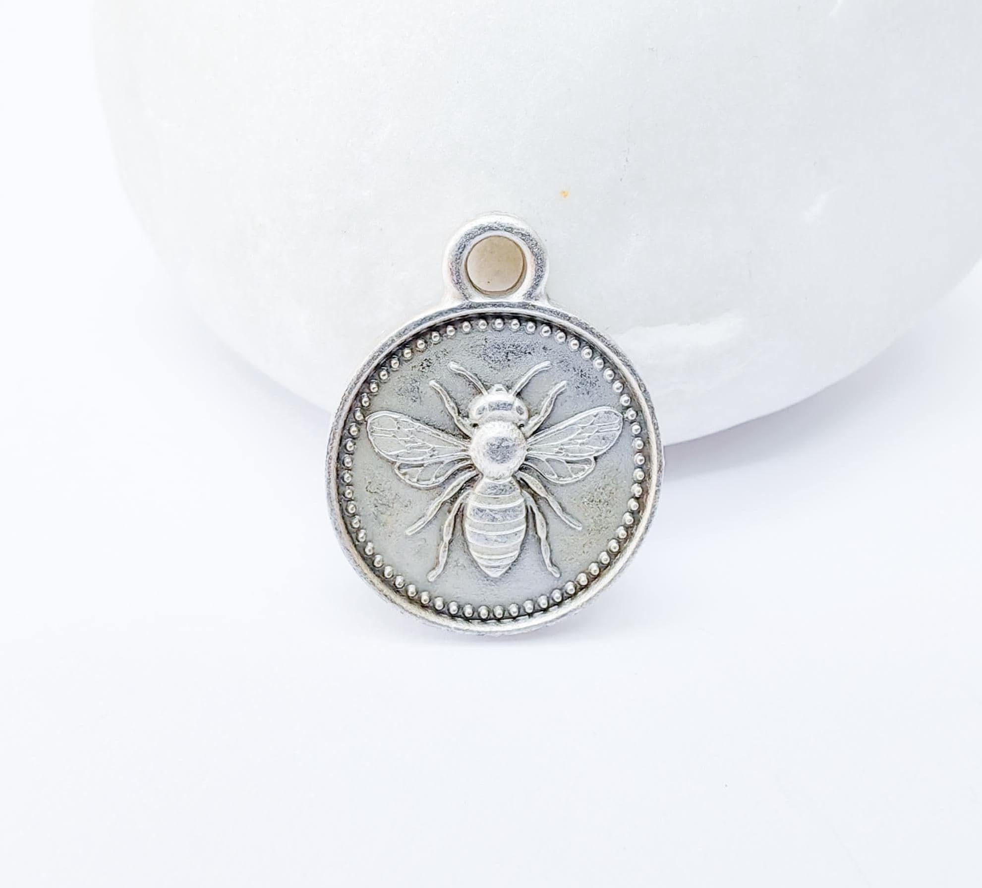 Janet Scott Scott And Bailey Bee Necklace Nancy Reagan By Kitty Kelley  (Ebook) Read Free For 30 Days