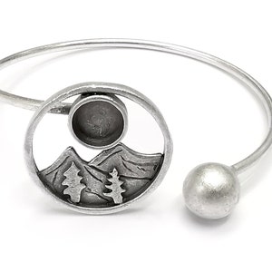 Mountain Landscape Pine Round Bracelet Blank Resin Cuff Dry Bezel Cabochon Base Adjustable Antique Silver Plated Brass (8mm Blank) G26792