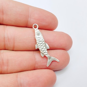 Fish Charm Charm Pendant, Ocean Fish Jewelry Supply, Beach Nautical Boho Pendant, Fishing Jewelry, Antique Silver Plated 33x10mm G37177