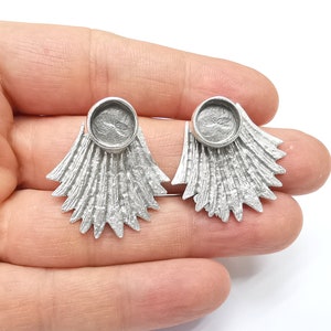 Silver Earring Base, Earring Blank, Ear Settings Bezel, Resin Blank, Cabochon Mountings, Antique Silver Plated Brass (10mm blanks) G35045