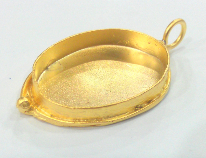 Mountings 30x22 mm Bezel Settings Gold Plated Brass G1598